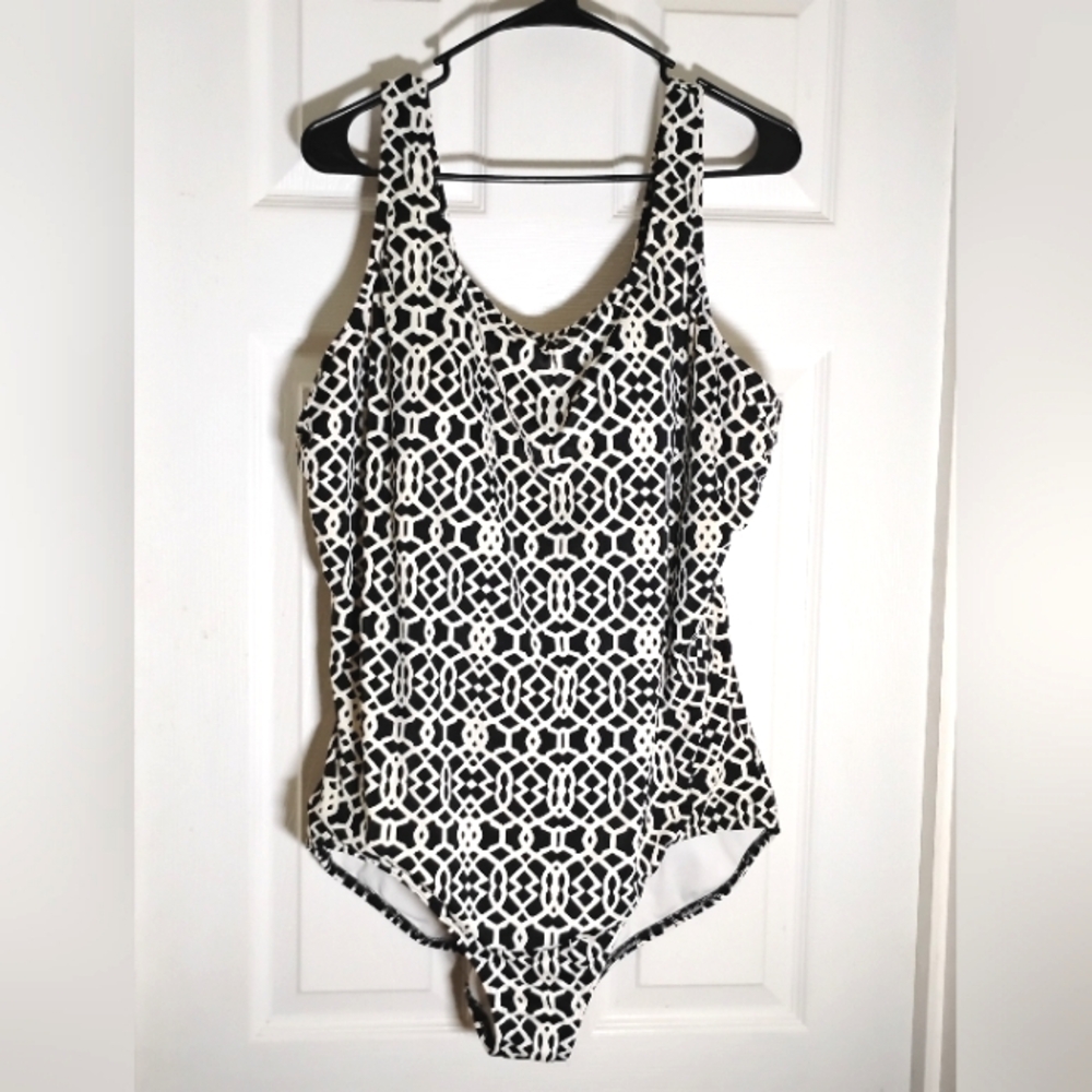 Swimsuit Lands' End One Piece 24W